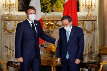Emmanuel Macron a rencontré Yoshihide Suga, le Premier ministre japonais