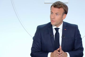 Emmanuel Macron annonce un couvre-feu à Paris et dans huit grandes villes de 21h à 6h