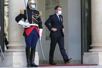 Emmanuel Macron obtient du CFCM la création d'un conseil des imams