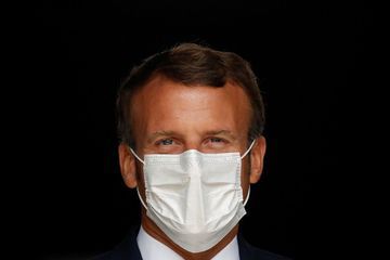 Emmanuel Macron promet d'