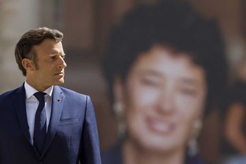 Emmanuel Macron rend hommage à Françoise Rudetzki, «aiguillon de la République»