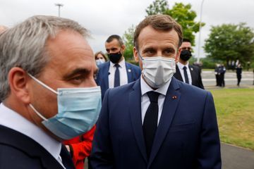 Emmanuel Macron retrouve Xavier Bertrand à Douai
