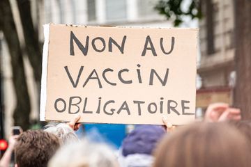 Enquête ouverte sur les menaces de mort contre des députés soutenant les mesures vaccinales