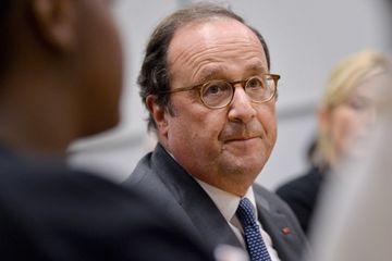 François Hollande considère que "Trump a mis le monde en danger"
