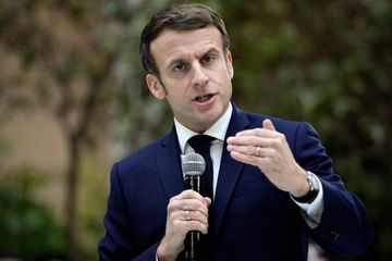 Harcèlement de rue : Macron annonce vouloir tripler l'amende à 300 euros
