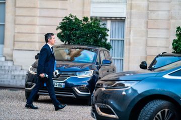 Immigration : «Nous subissons la politique britannique», selon Darmanin