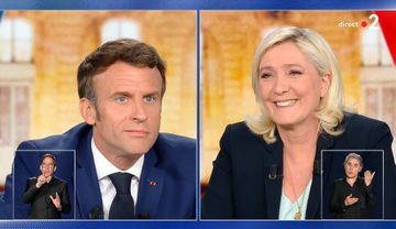 «Je vois qu'on vieillit», surprenante parenthèse dans le débat entre Emmanuel Macron et Marine Le Pen