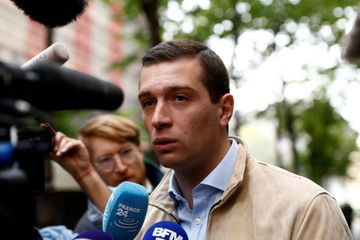 Pour Jordan Bardella, «Mélenchon est la béquille du système»