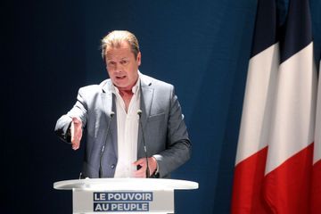 L'eurodéputé RN Jérôme Rivière annonce qu'il rallie Eric Zemmour