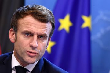 L'exécutif mobilisé face à Omicron avant le Nouvel An
