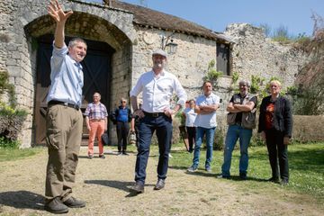 Législatives : les premiers pas du candidat Blanquer