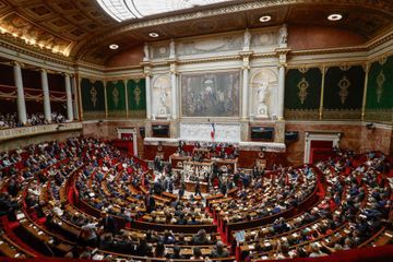 Macron, Le Pen, Mélenchon, LR, PS... Les cinq enjeux de la bataille des législatives