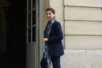 Les réactions politiques à la candidature d'Agnès Buzyn à Paris