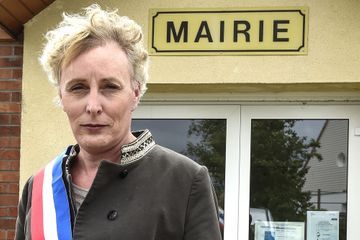 Marie Cau, première maire transsexuelle : «Le parcours médical et administratif est un véritable calvaire»