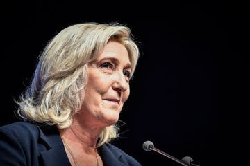 Marine Le Pen présente Ingrid, sa colocataire, et revient sur son débat raté