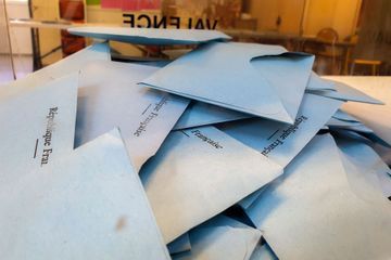 Municipales : dix listes dites 