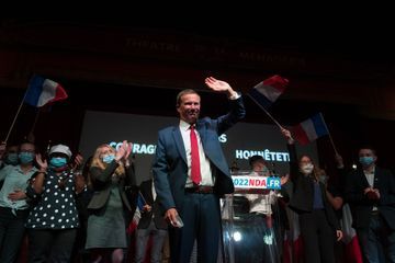 Nicolas Dupont-Aignan candidat à la présidentielle pour offrir un 