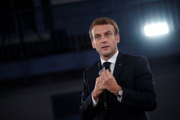 Plus de 600 maires lancent un appel pour la réélection d'Emmanuel Macron