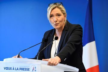 Pour 2022, Le Pen espère démontrer qu'elle est prête à 