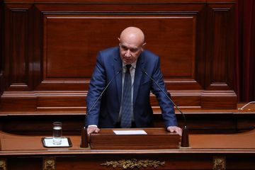 Déconfinement : Claude Malhuret optimiste sur la reprise économique