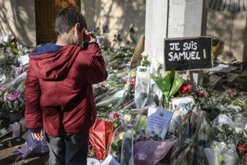 Professeur décapité : le Conseil de défense étudie 