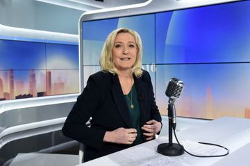 Si elle est élue, Marine Le Pen pourrait proposer à Eric Ciotti et Nadine Morano d'être ministres