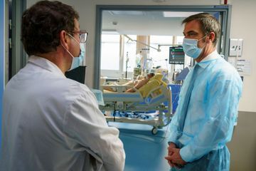 Urgences : Olivier Véran sur le pied de guerre