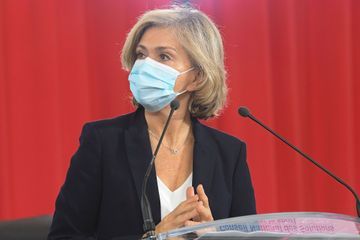 Pécresse favorable à une écotaxe pour les camions circulant en Ile-de-France