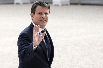 Valls dans la macronie : un rapide volte-face en 5 actes