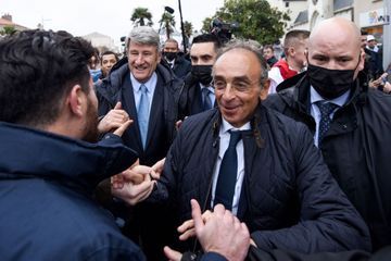 Zemmour en Vendée pour défendre une statue symbole des 