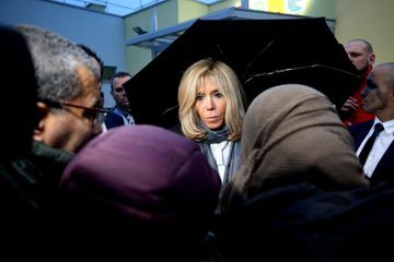 Brigitte Macron à la rescousse des soignants sous tension
