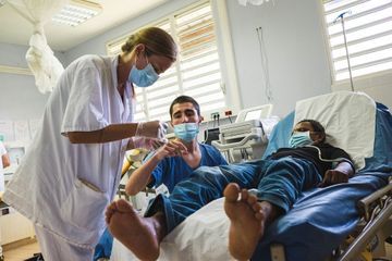 Chiffres en baisse en France, record de décès en Guyane... le point sur le coronavirus