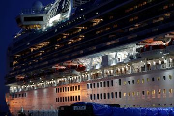 Coronavirus : déjà 135 contaminés sur la croisière de l'angoisse