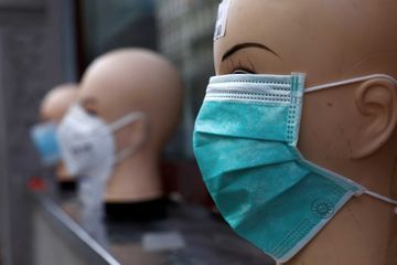 Coronavirus : l'Académie de médecine pour le port obligatoire du masque