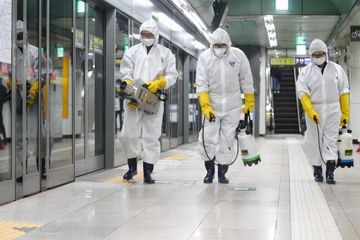 Coronavirus : l'OMS porte la menace internationale à 