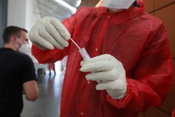 Covid-19 : feu vert pour l'utilisation des tests salivaires en cas de symptômes