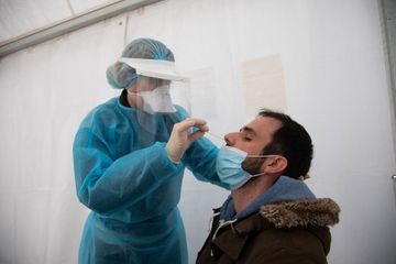 Premier cas en France du variant apparu au Royaume-Uni, le vaccin arrive... le point sur le coronavirus