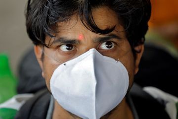 Premier week-end déconfiné en France, Bombay pleure ses morts... le point sur le coronavirus