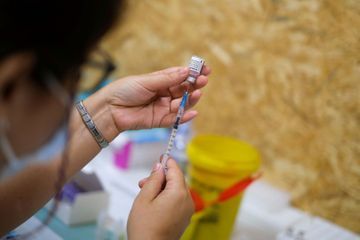 Vaccin Covid: la Haute autorité de santé recommande le rappel dès 18 ans