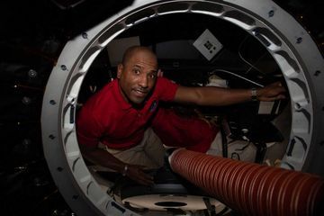 L'astronaute Victor Glover dévoile la Terre depuis sa fenêtre