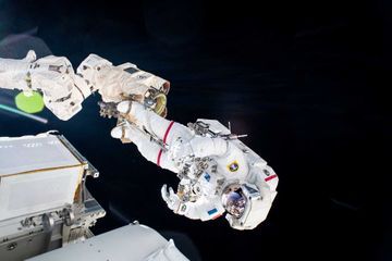 La Nasa reporte la sortie de deux astronautes de l'ISS pour cause de 
