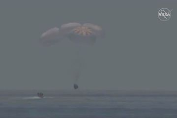 Mission réussie pour SpaceX : les deux astronautes sont revenus sur Terre