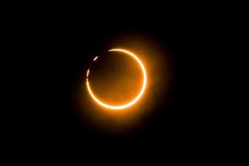 Regardez en direct l'éclipse solaire de ce lundi 14 décembre