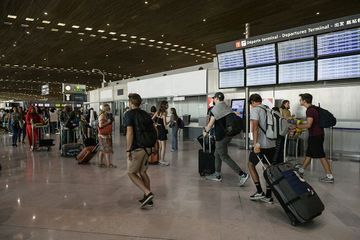 Aéroport de Roissy : un millier de bagages égarés n'ont toujours pas été restitués