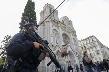 Attaque à Nice: un homme interpellé, soupçonné d'avoir été en contact avec l'assaillant