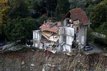 Avant/Après : ces images aériennes montrent l'ampleur des dégâts à Saint-Martin-Vésubie