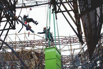 Avec les funambules de Notre-Dame