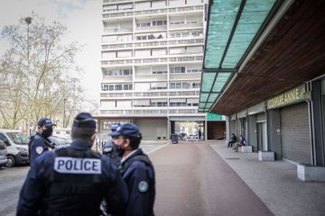 Bordeaux: une patrouille de police violemment prise à partie dans un quartier sensible