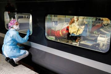 Coronavirus : 36 patients franciliens évacués en TGV vers la Bretagne