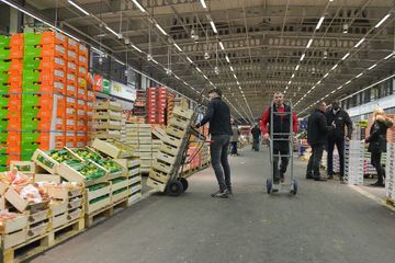 Coronavirus : Un hall du marché de Rungis réquisitionné pour accueillir les défunts